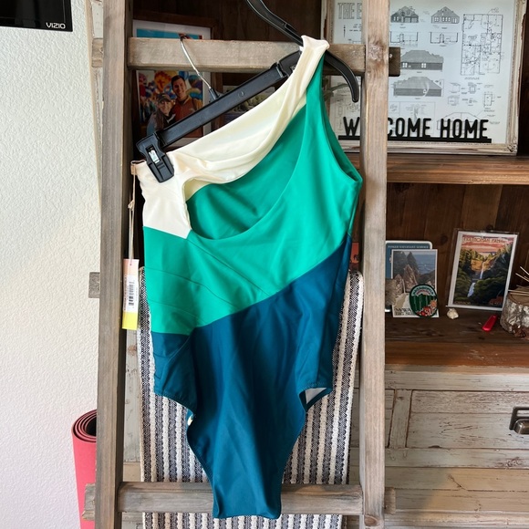 NWT Summersalt women’s the side stoke one piece swimsuit size 4 - Picture 5 of 8